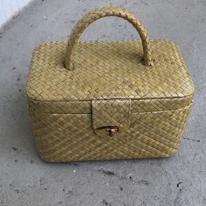 1960s woven bag 